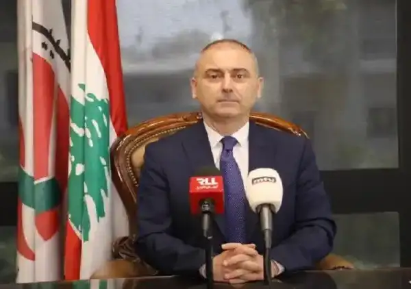 محفوض لقاسم: أنتم خدّام إيران ولا نسمح لك…