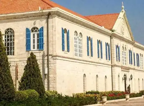 بخاري أشاد من بكركي بأهمية زيارة البابا لتعزيز…