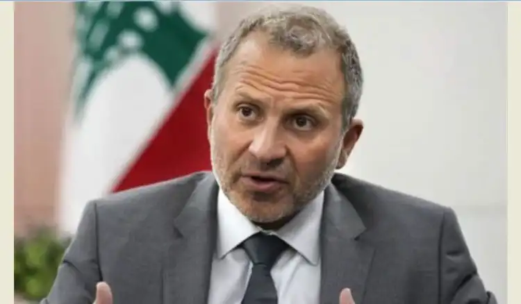 باسيل يعتبر خطوة عون جيدة ويدعم خطاب الباب