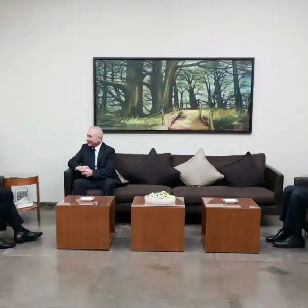 محفوض من معراب: من يخاف من الحرب الأهلية…