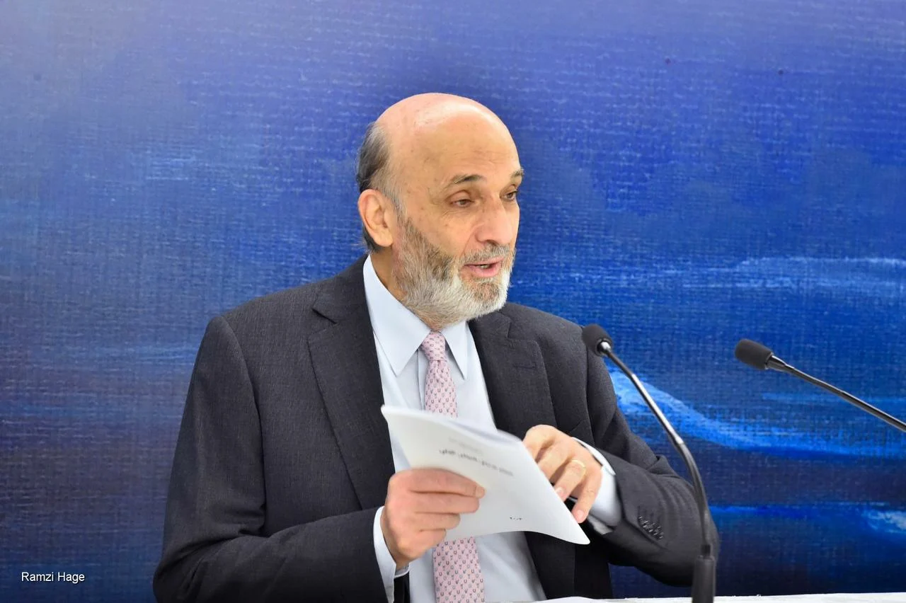 جعجع… آخر الدواء رسالة من عون “الميكانيزم” على وقع تهديد أميركي بنزع السلاح