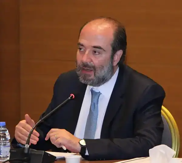 عقيص: لا نعطي برّي دروس ولكنّنا نطالبه بالتزام…