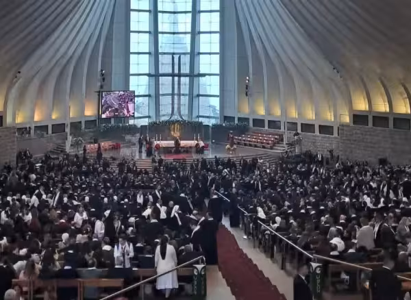 بالفيديو- حريصا تستعدّ لاستقبال البابا