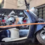 بالصور- درّاجات مخالفة داخل مستودع في بيروت