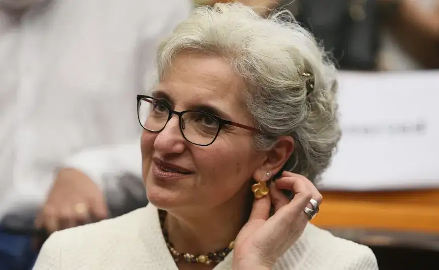 كرامي وقعت ورئيس الجامعة الأميركية مذكرة تفاهم لتعزيز التعلّم الإلكتروني في لبنان