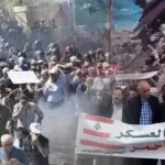 بالفيديو- قطع طريق نفق سليم سلام من قبل العسكر المتقاعدين