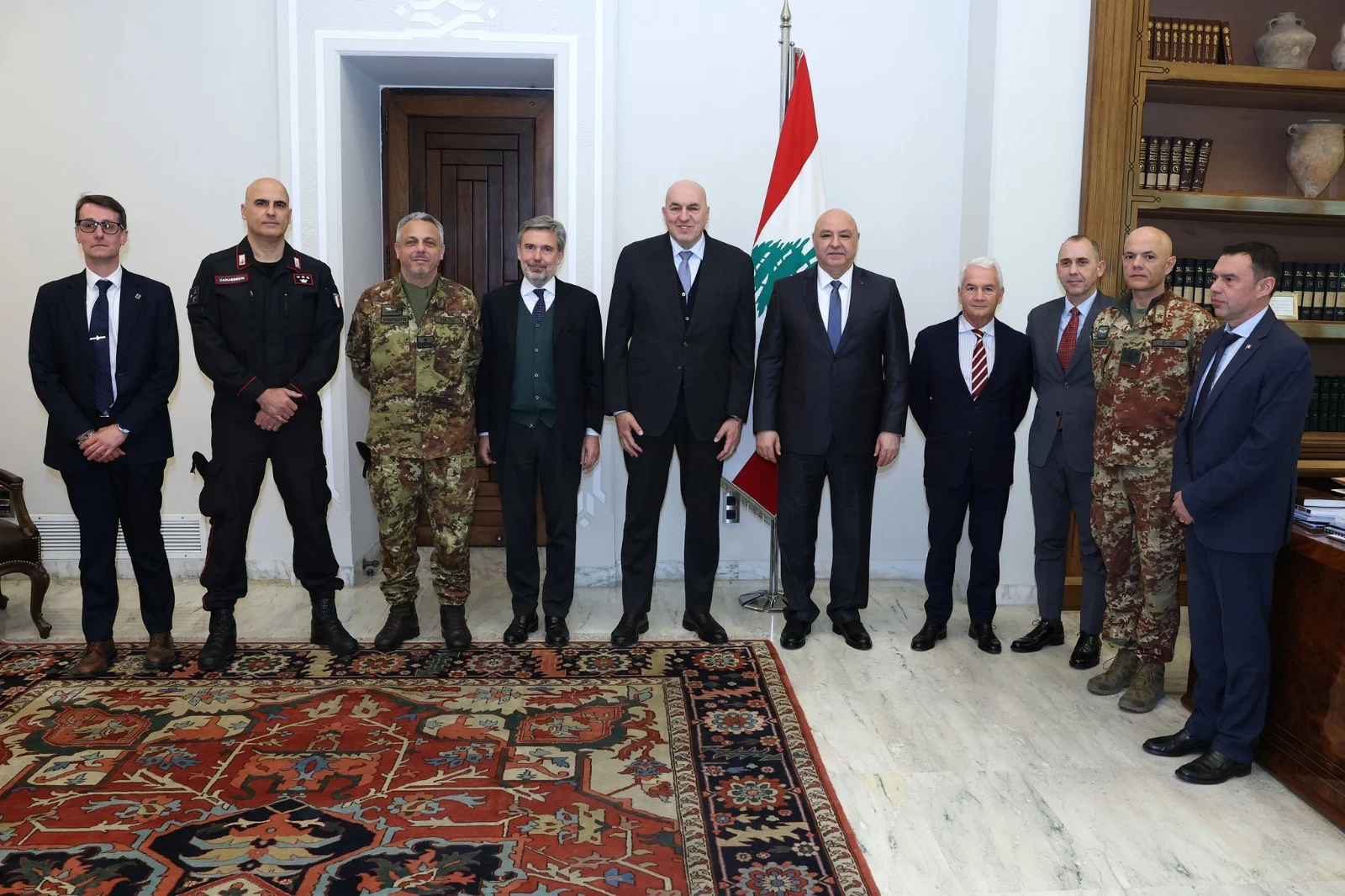 الرئيس عون: الجيش العمود الفقري لضمان الاستقرار