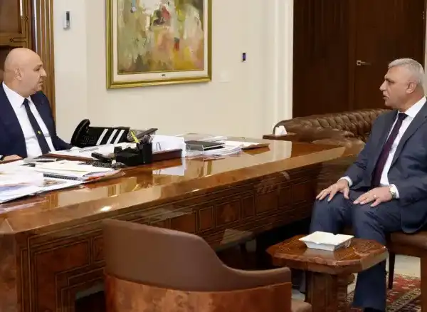 عون عرض مع شقير الأوضاع الأمنية