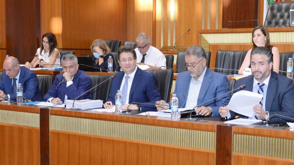 لجنة-المال-7