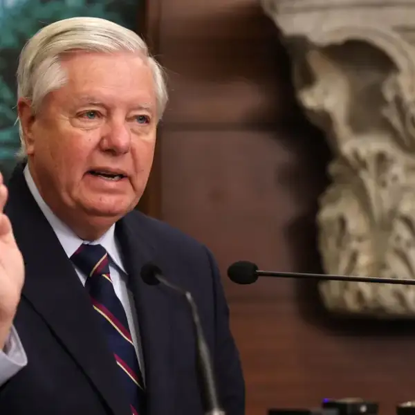 سيناتور أميركي يكشف ما سيحصل في حال عدم&hellip;