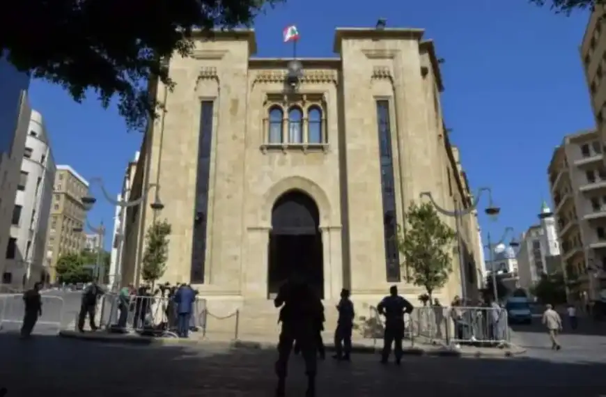 جلسة الخميس بازار جديد والأسرة الدّولية تعلم كلّ شيء…