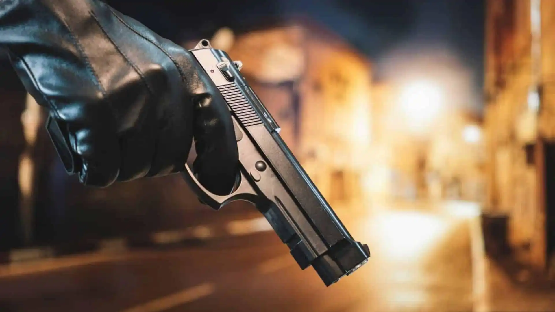 قتلَه بسبب خلاف مادّي