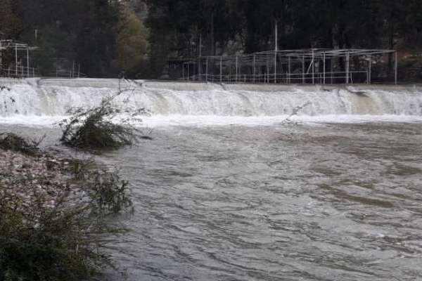 بالفيديو- تنظيف مجرى نهر الليطاني