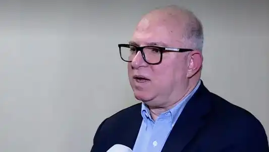 وزير العمل محمد حيدر