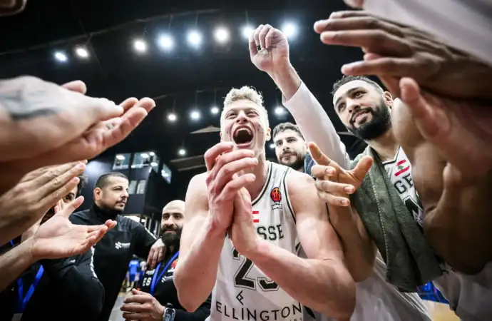 ثأر أخضر وبفارق مضاعف… الحكمة يفرض كلمته أمام الرياضي