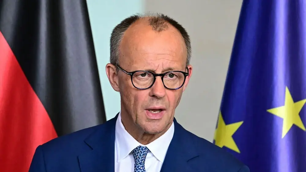 المستشار الألماني: النظام الإيراني يعيش أيامه الأخيرة