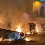 لاريجاني: إيران في قلب حرب.. ويلوّح بالخطر الداخلي