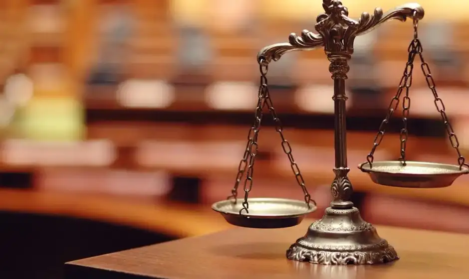 تعريف القضاء لغةٍ واصطلاحًا