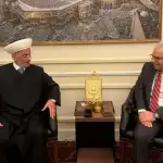 بالفيديو- لحظة إنهيار مبنى في منطقة الكفاءات