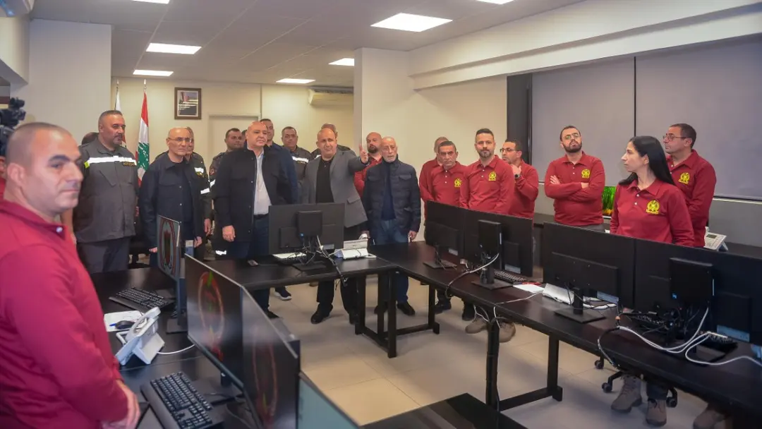 عون-يزور-الدفاع-المدني