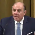 وقفة لأهالي شهداء مرفأ بيروت أمام قصر العدل دعت لإصدار القرار الظني